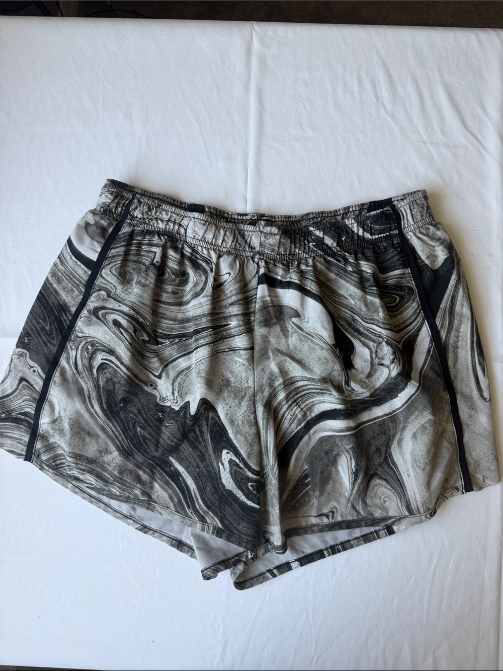 Xersion Marble-Print Athletic Shorts - Black & Gray